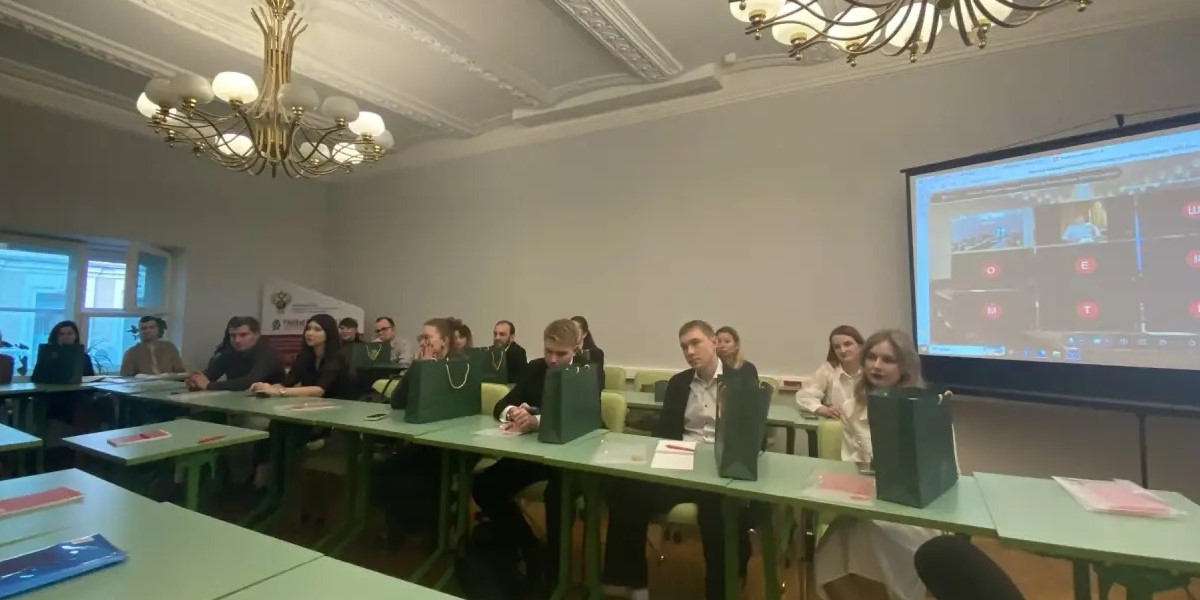 В Росимуществе состоялась встреча первокурсников магистерской программы ИГСУ Президентской академии