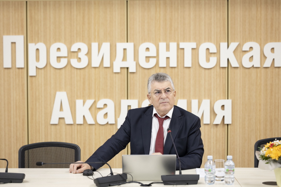 В Президентской академии состоялась лекция политического обозревателя ЧГТРК «Грозный» Саида-Магомеда Баширова