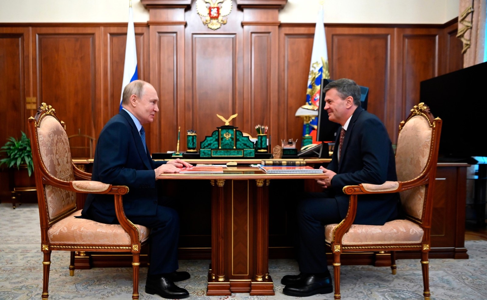 Алексей Комиссаров награжден орденом Александра Невского