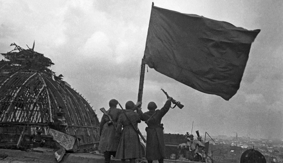 В Академии выяснили, как ИИ справляется с вопросами про Великую Отечественную войну