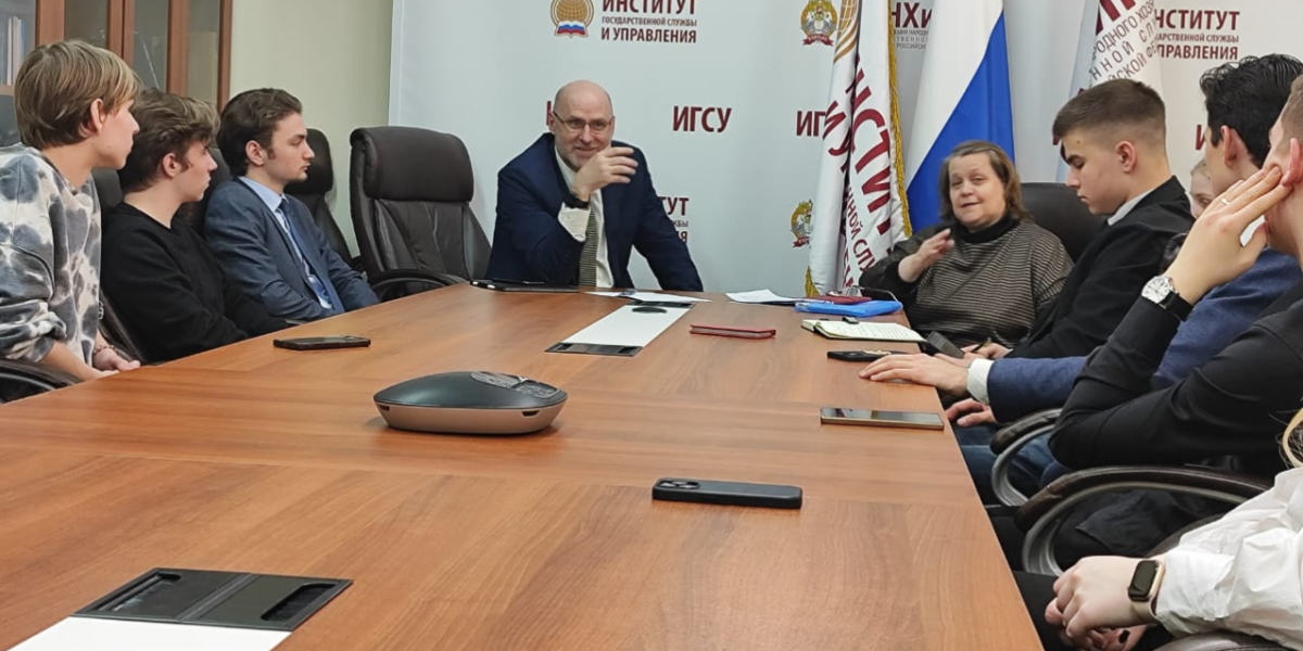 «Нас там очень ждут!» или зачем студенту-управленцу знать работу НКО?