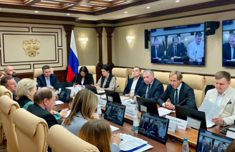 В Совете Федерации обсудили перспективы развития курса «Обучение служением»