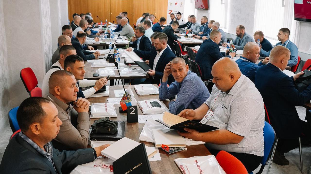 В Академии стартовали региональные обучающие программы для ветеранов СВО