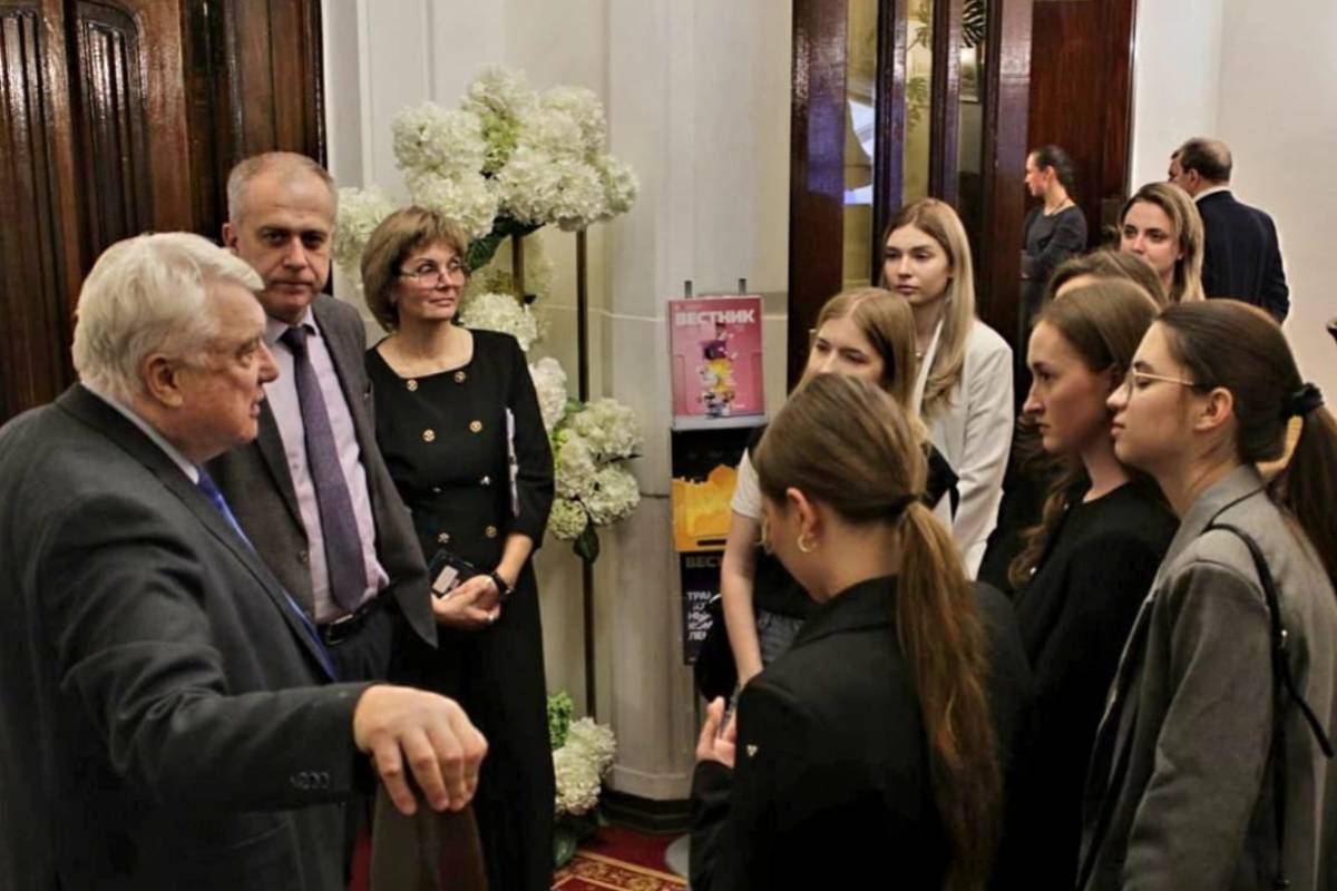 Мастер курса ИГСУ Президентской академии Павел Сурков запустил кинопроект с участием студентов