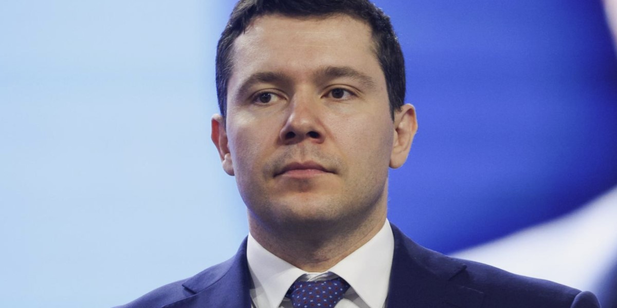 Алиханов назвал народные промыслы визитной карточкой России за рубежом