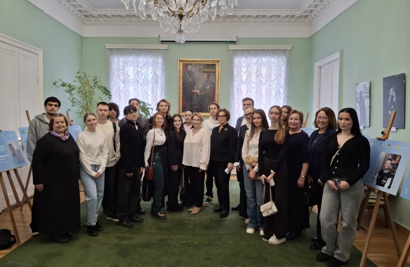 Студенты ИГСУ Президентской академии посетили Союз женщин России