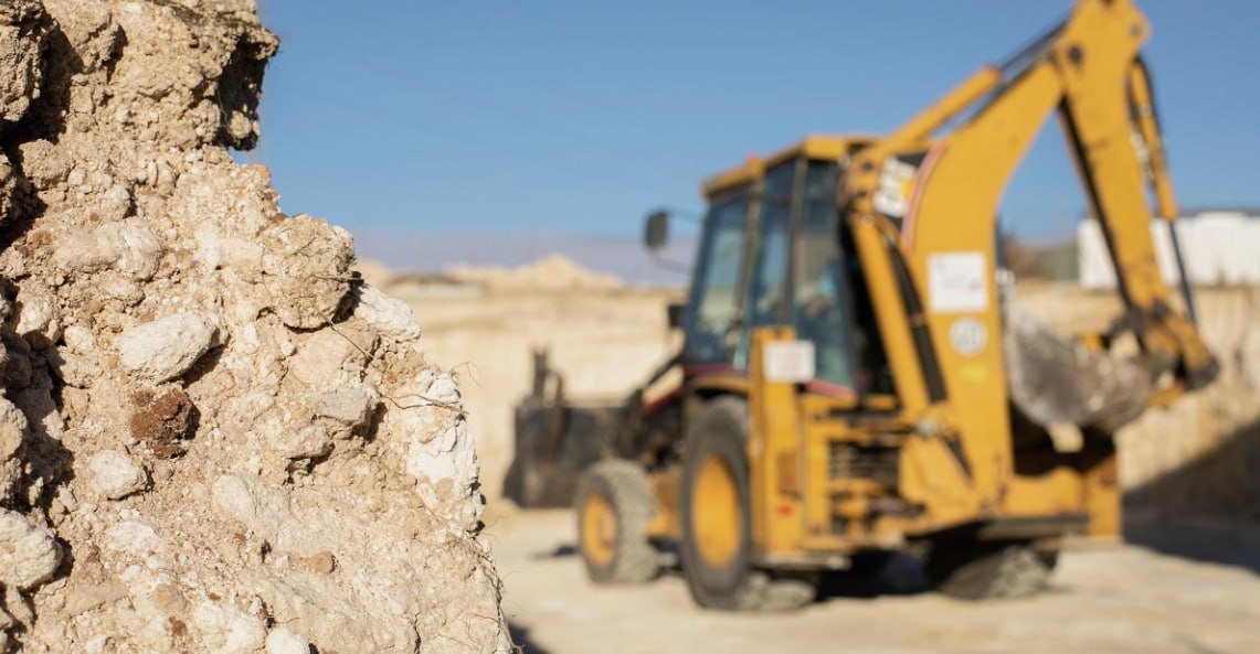 Геологоразведка 2025: плюс 317 открытых месторождений вольфрама, плавикового шпата, золота, меди, нефти и газа