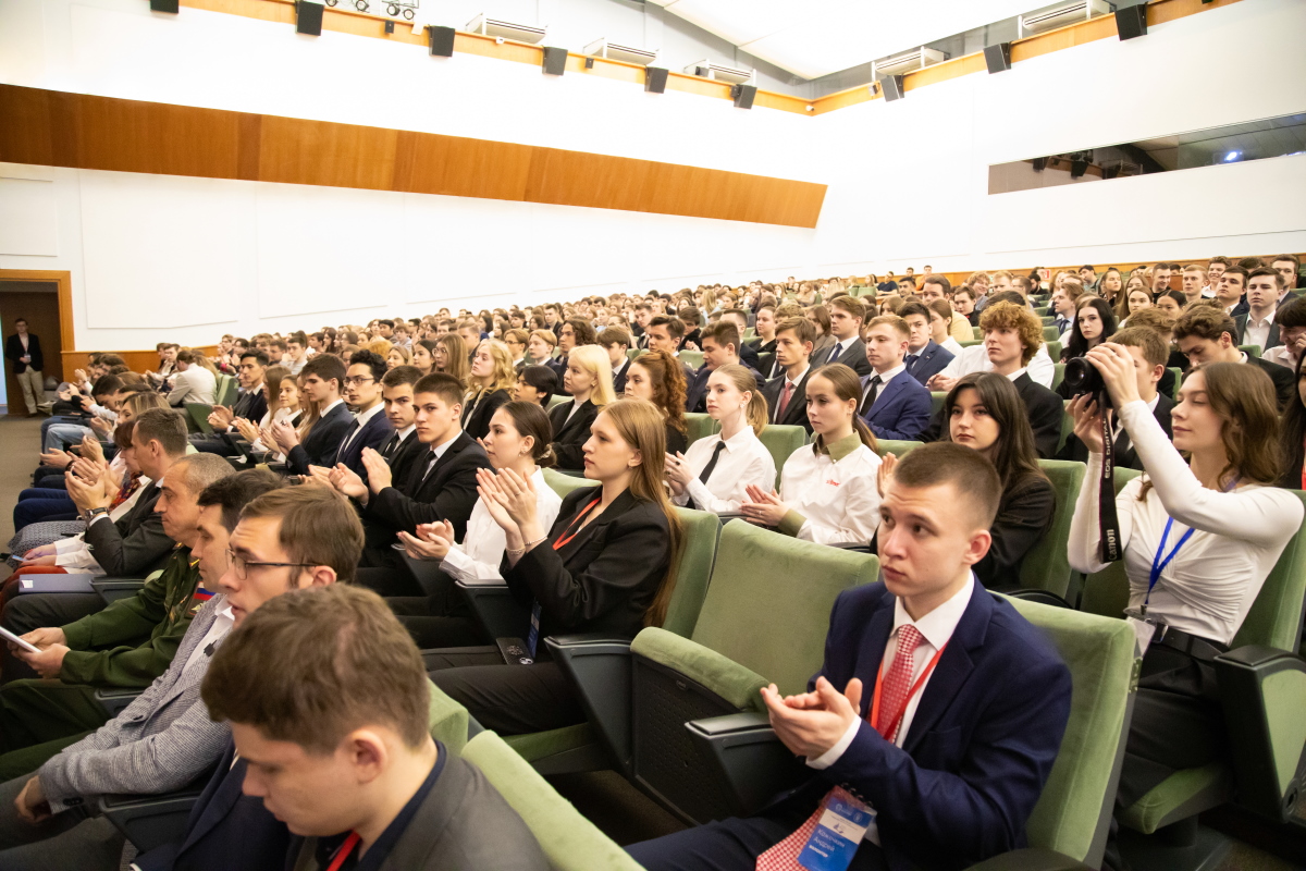 Старт гражданско-патриотического диктанта: россияне проверят знания истории и культуры Отечества