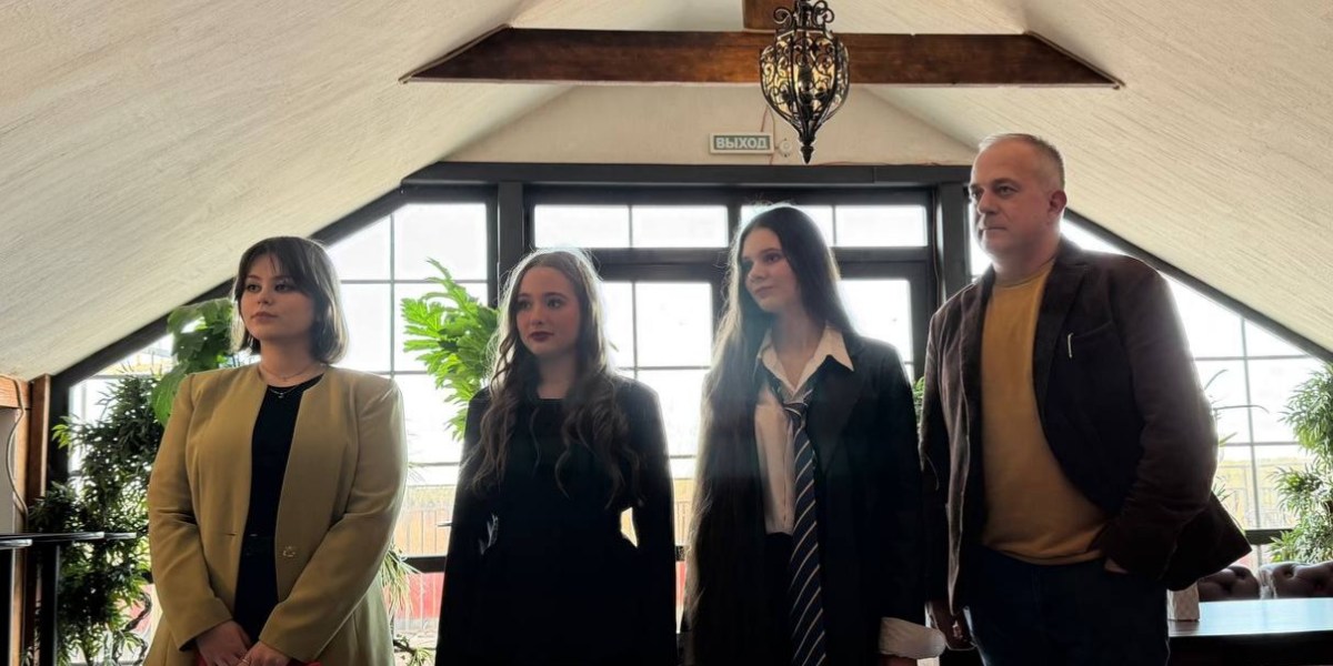 Театральная студия Президентской Академии представила поэтический проект