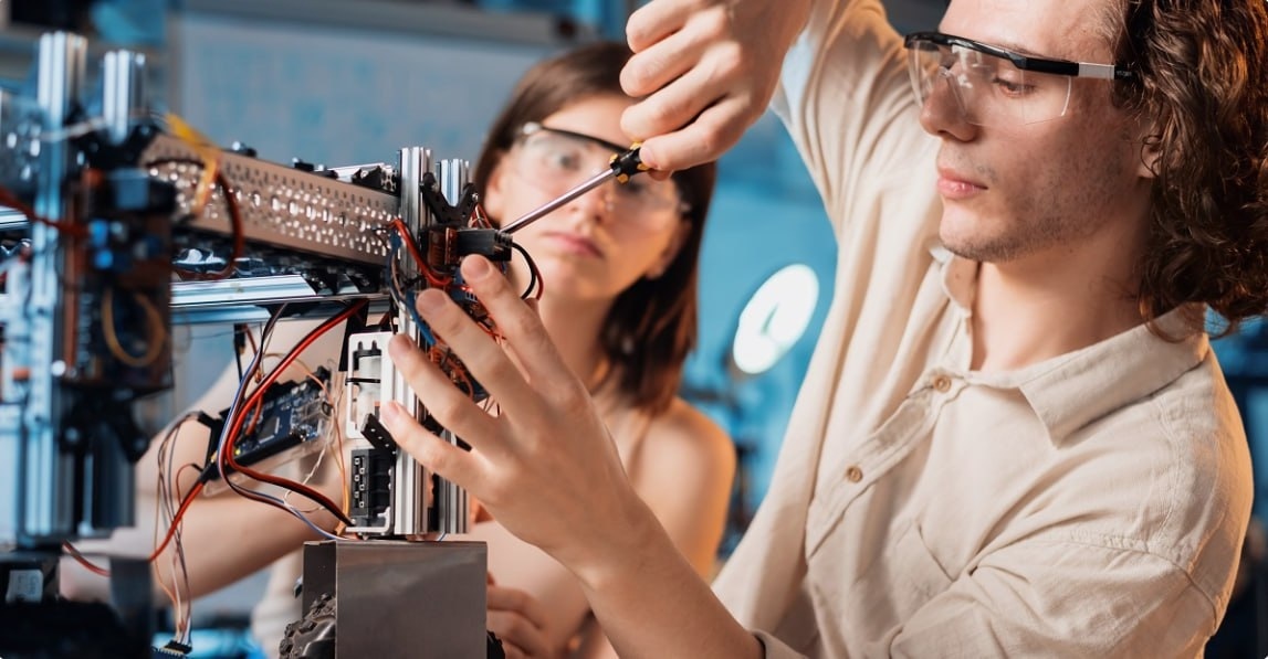 Тема дня: Господдержка МСП научно-технической сферы за девять месяцев превысила 61 млрд рублей