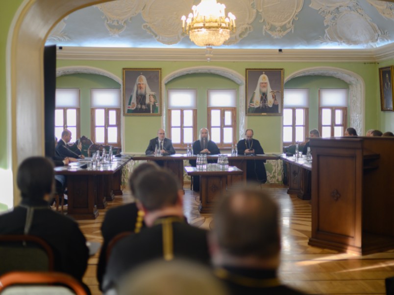 Описание изображения 1-2