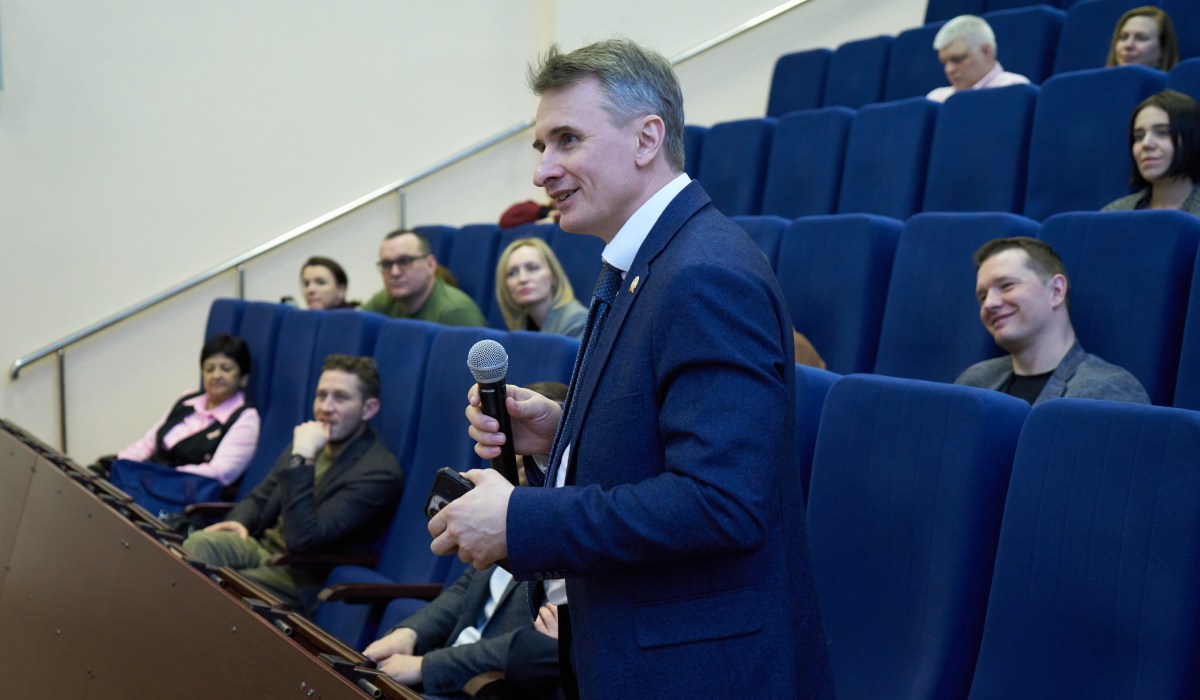 Описание изображения 1