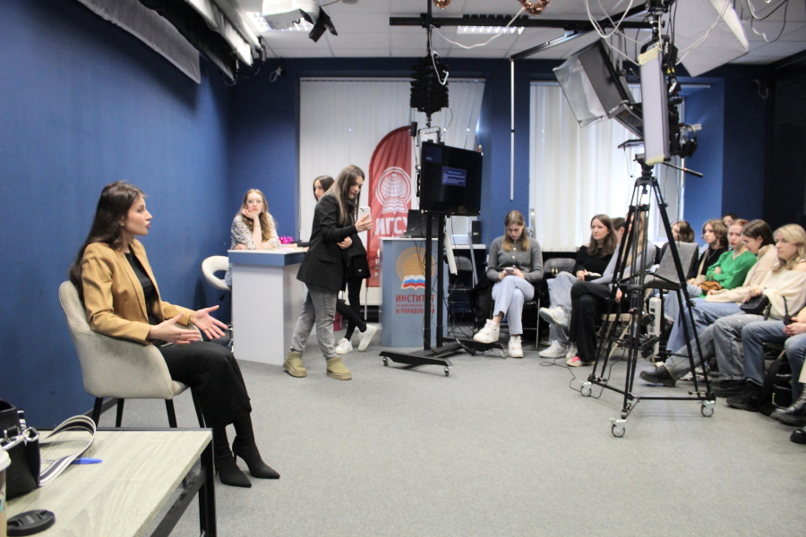 Описание изображения 12