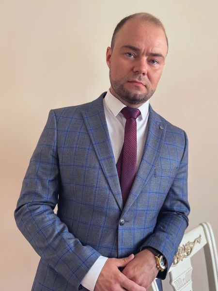 Петров Денис Юрьевич